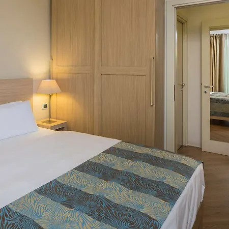 Aparthotel Garda 4*