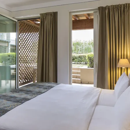 Aparthotel Garda Moniga del Garda