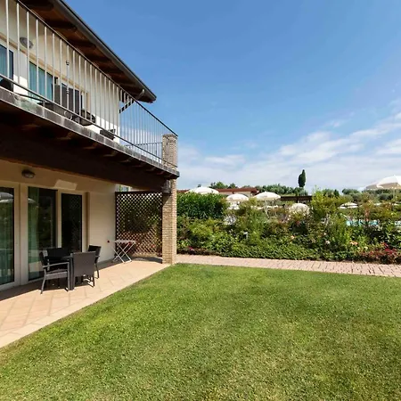 Garda Aparthotel Moniga del Garda