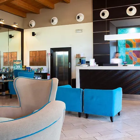 Aparthotel Garda Moniga del Garda