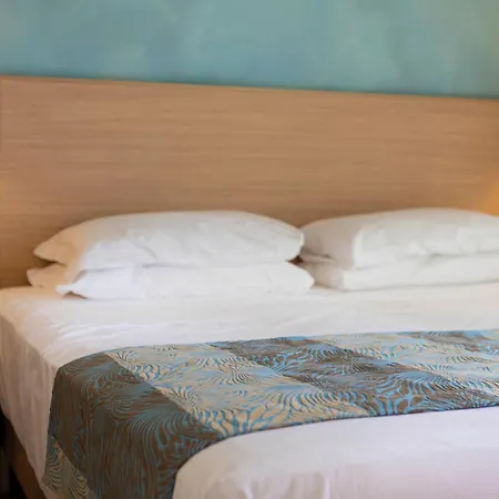 Aparthotel Garda 4*