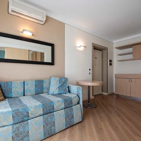 Garda Aparthotel Moniga del Garda