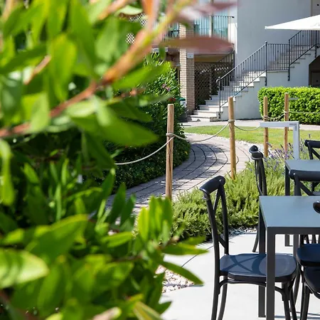 Aparthotel Garda