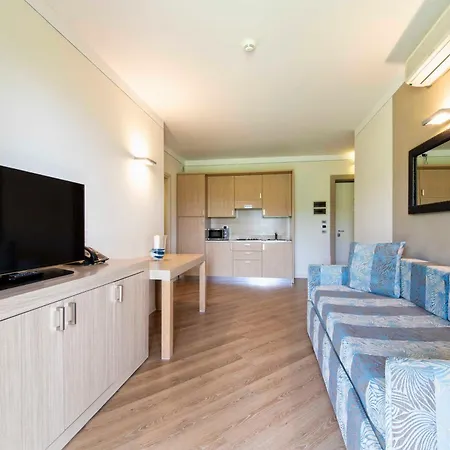 Aparthotel Garda