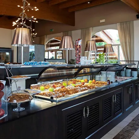 Aparthotel Garda Moniga del Garda