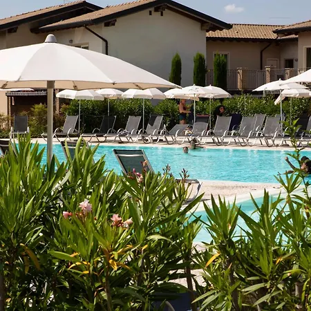 Aparthotel Garda 4*